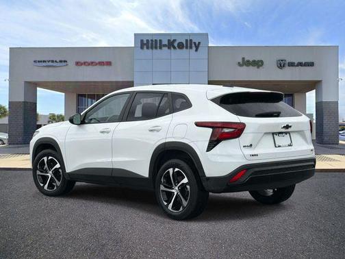 Summit White 2024 Chevrolet Trax FWD 1RS