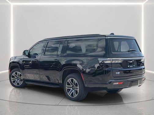 High Gloss Black 2026 Jeep Grand Wagoneer L 4x4