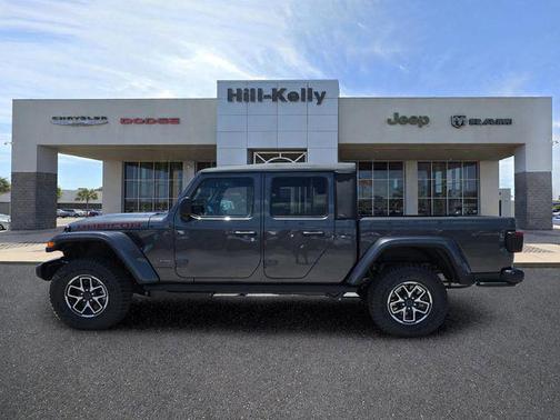 Granite Crystal Metallic Clearcoat 2026 Jeep Gladiator Rubicon