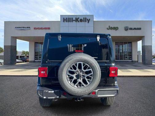 black clearcoat 2026 Jeep Wrangler 4-Door Sahara 4x4
