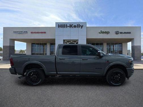 Ceramic Gray Clearcoat 2026 RAM 2500 Limited Crew Cab 4x4 6'4' Box