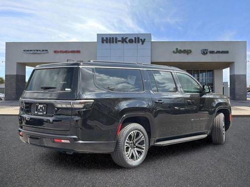 High Gloss Black 2026 Jeep Grand Wagoneer L 4x4