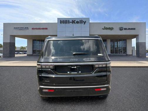 High Gloss Black 2026 Jeep Grand Wagoneer L 4x4