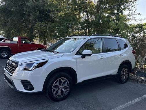 2023 Subaru Forester Premium