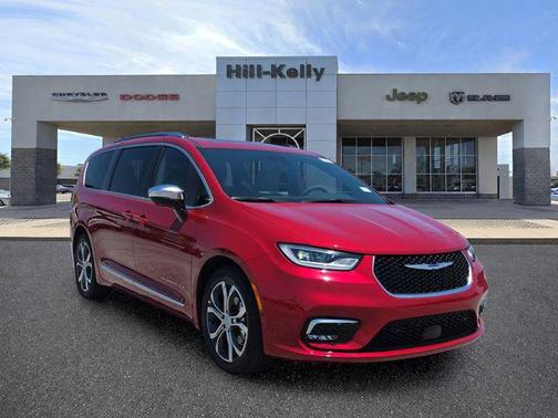 Red Hot Pearlcoat 2026 Chrysler Pacifica L