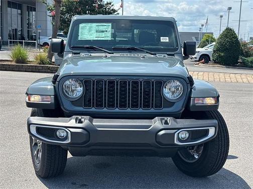 2025 Jeep Gladiator Sport S