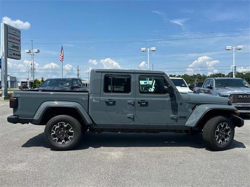 2025 Jeep Gladiator Sport S