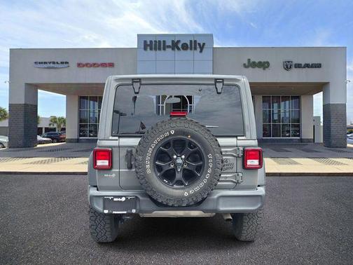 Sting-Gray Clearcoat 2021 Jeep Wrangler Willys