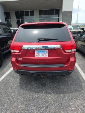 Inferno Red Crystal Pearlcoat 2011 Jeep Grand Cherokee Laredo