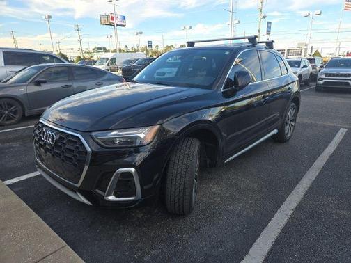 2023 Audi Q5 45 S line Premium Plus