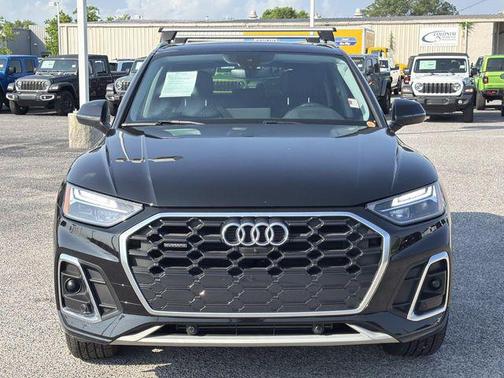 Mythos Black Metallic 2023 Audi Q5 45 S line Premium Plus