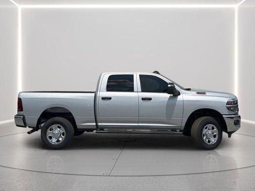Silver Zynith 2026 RAM 2500 Tradesman Crew Cab 4x4 6'4' Box