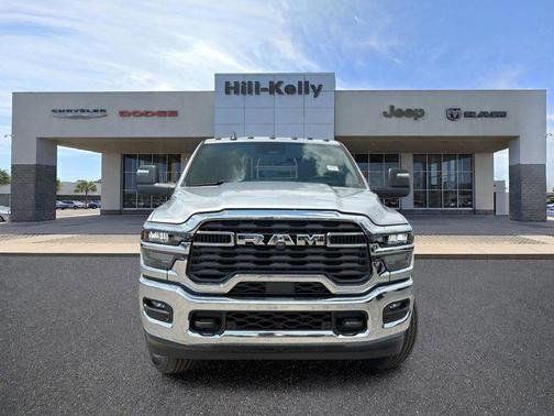 Silver Zynith 2026 RAM 2500 Tradesman Crew Cab 4x4 6'4' Box