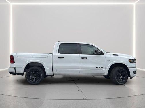 Bright White Clearcoat 2026 RAM 1500 Big Horn/Lone Star