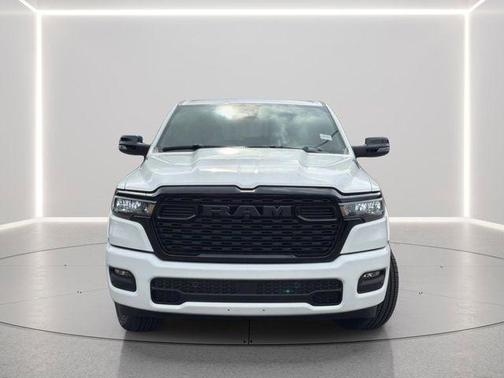 Bright White Clearcoat 2026 RAM 1500 Big Horn/Lone Star