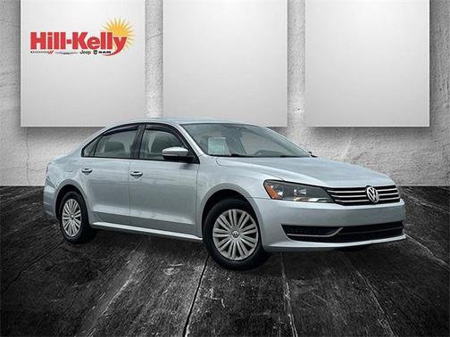 2015 Volkswagen Passat 1.8T Auto S