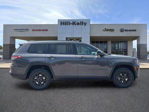 Baltic Gray Metallic Clearcoat 2026 Jeep Grand Cherokee L Altitude