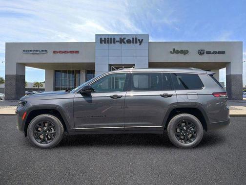 Baltic Gray Metallic Clearcoat 2026 Jeep Grand Cherokee L Altitude