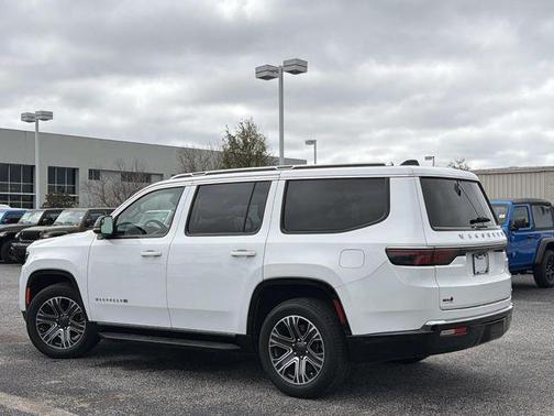 2024 Jeep Wagoneer Series II 4x2