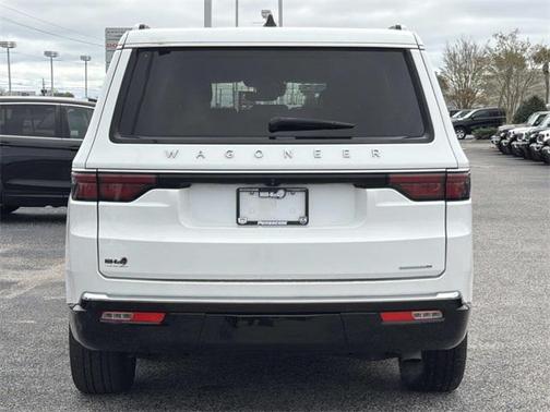 2024 Jeep Wagoneer Series II 4x2