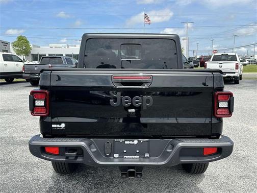 2024 Jeep Gladiator Sport S