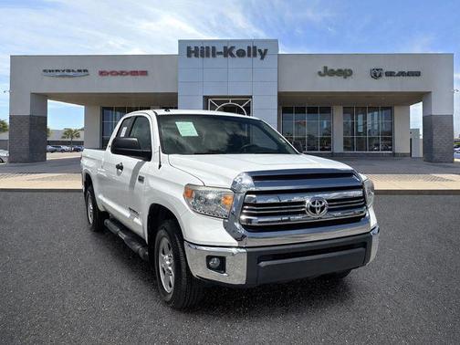 Super White 2017 Toyota Tundra SR5