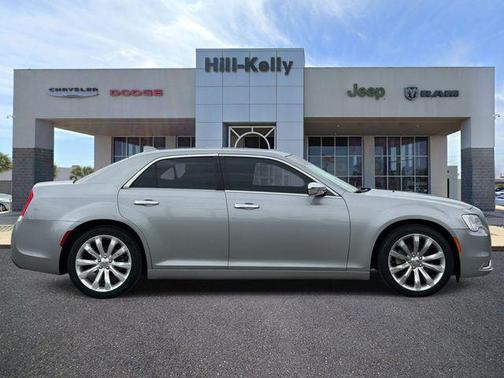 Billet Silver Metallic Clearcoat 2018 Chrysler 300 Limited