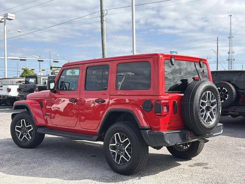 Firecracker Red Clearcoat 2025 Jeep Wrangler 4-Door Sahara 4x4