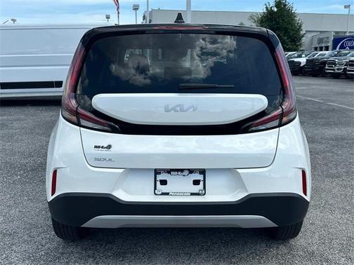 2024 Kia Soul LX