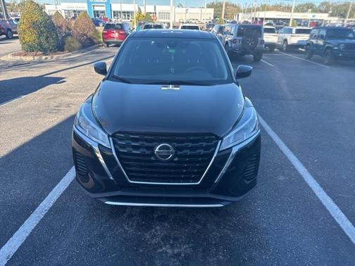 2021 Nissan Kicks S
