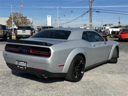 2022 Dodge Challenger R/T Scat Pack Widebody