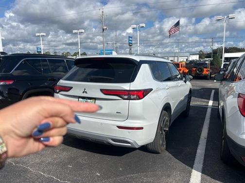 2024 Mitsubishi Outlander SEL 2.5 2WD