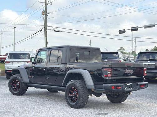 Black Clearcoat 2021 Jeep Gladiator Rubicon