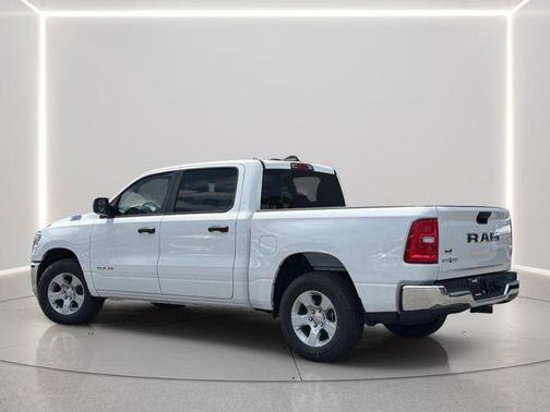 Bright White Clearcoat 2026 RAM 1500 Big Horn/Lone Star