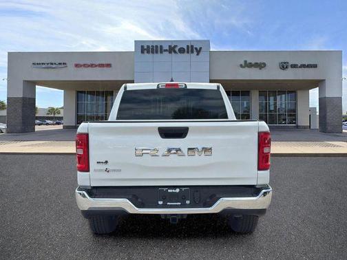 Bright White Clearcoat 2026 RAM 1500 Big Horn/Lone Star