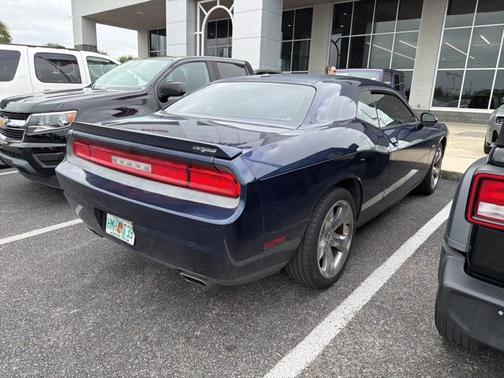 2014 Dodge Challenger SXT