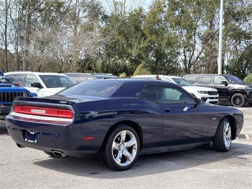 2014 Dodge Challenger SXT
