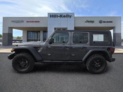 Granite Crystal Metallic Clearcoat 2026 Jeep Wrangler Willys