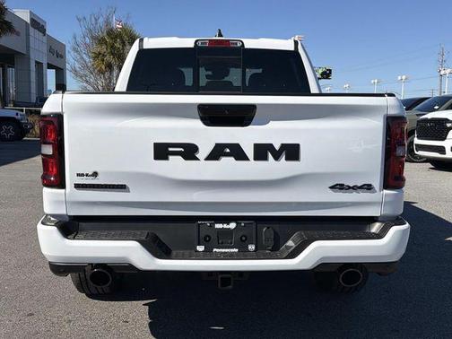 Bright White Clearcoat 2026 RAM 1500 Big Horn/Lone Star