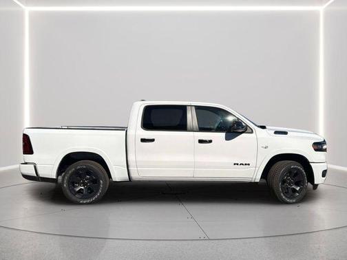 Bright White Clearcoat 2026 RAM 1500 Big Horn/Lone Star