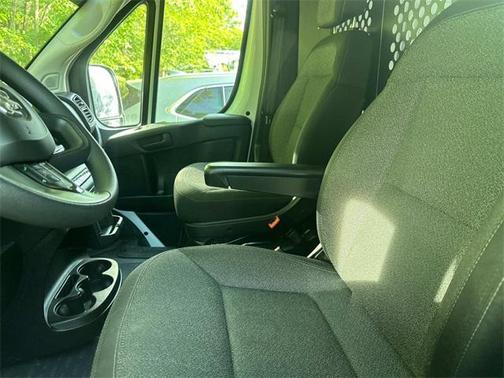 2023 RAM ProMaster 2500 Base