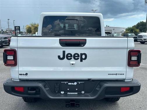 2025 Jeep Gladiator High Tide