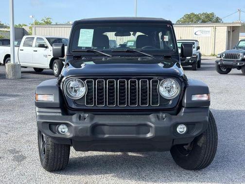 Black Clearcoat 2025 Jeep Wrangler Sport