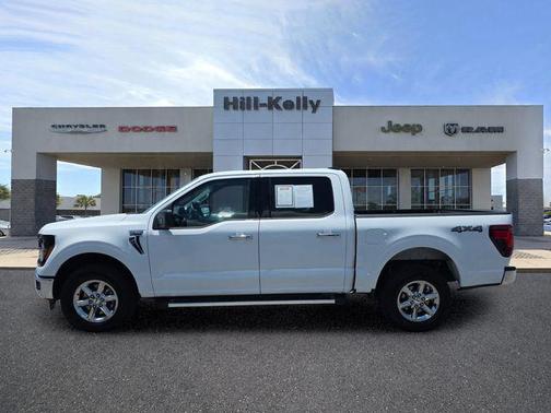 Oxford White 2025 Ford F-150 XLT