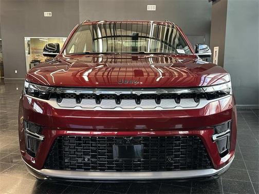 2026 Jeep Grand Wagoneer 4x2