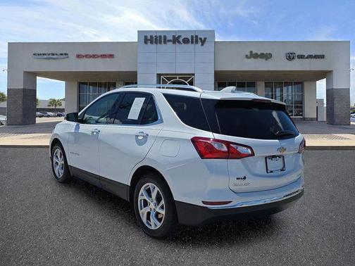 Iridescent Pearl Tricoat 2020 Chevrolet Equinox L