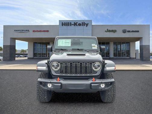 Black Clearcoat 2026 Jeep Gladiator Mojave X 4x4