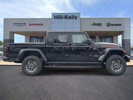 Black Clearcoat 2026 Jeep Gladiator Mojave X 4x4