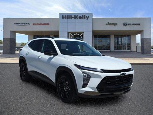 Summit White 2025 Chevrolet Trax FWD ACTIV