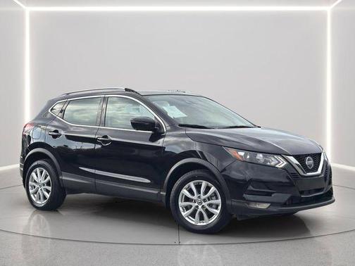 Magnetic Black Pearl 2022 Nissan Rogue Sport SV